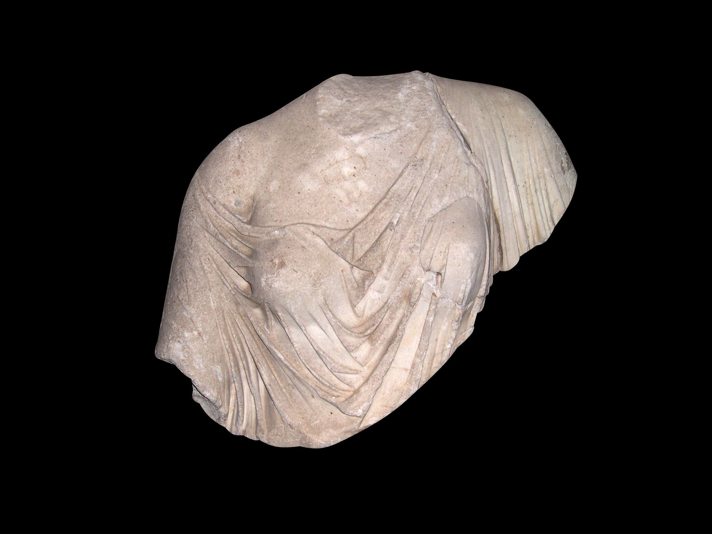 Opera di Fragment of a draped female statue